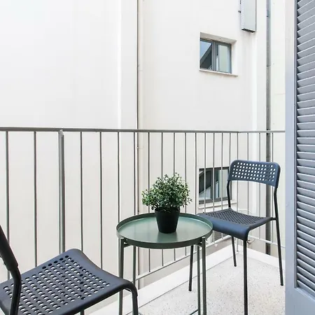 Modern Antique Private Near To Acropolis Museum And Metro Station Apartment Athens